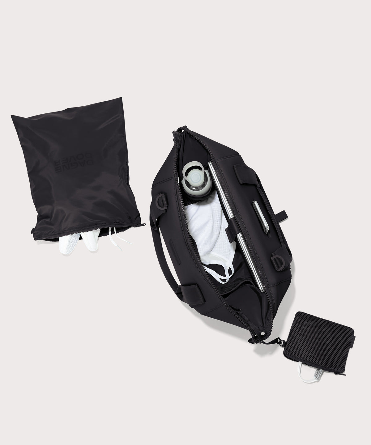 Landon Carryall in Onyx, Medium